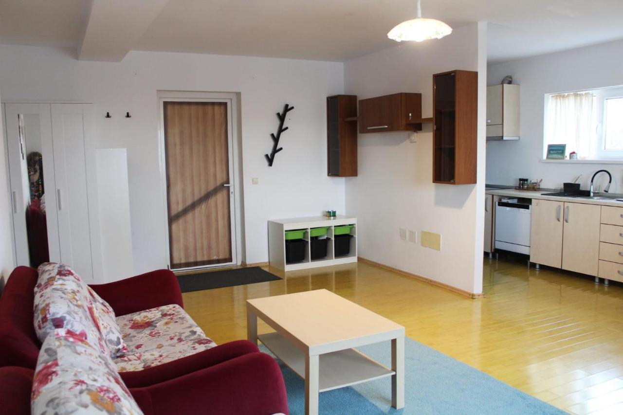 M K L Studio Alba Iulia Exteriör bild